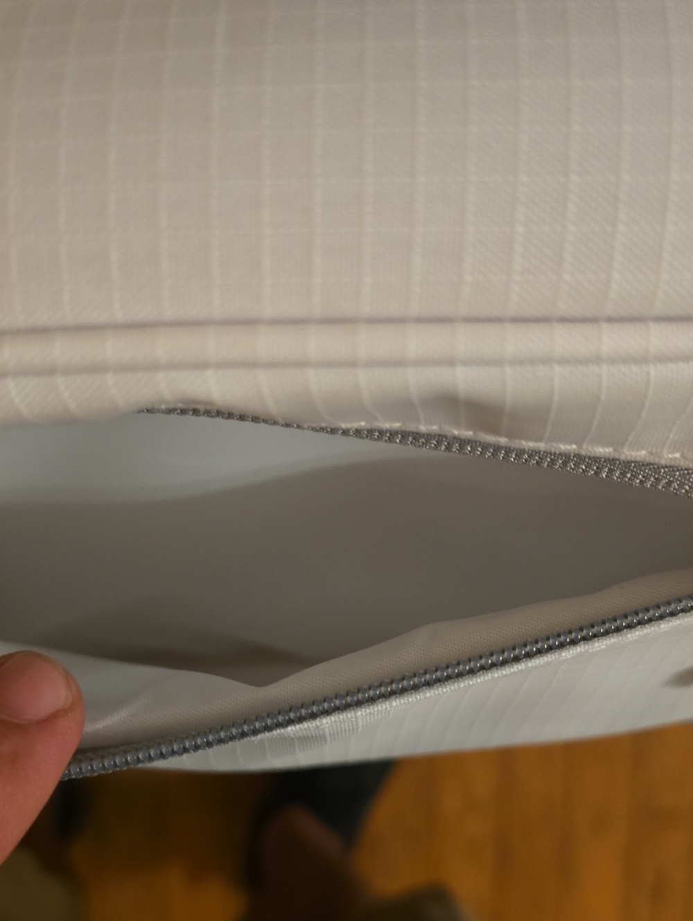 Igloo White and Light Gray Insulated Backpack Cooler - Picture 6 of 10